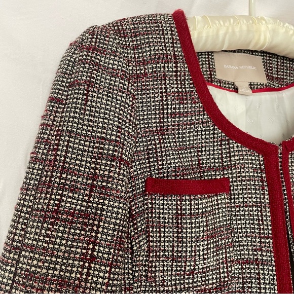 Banana Republic Red Tweed Cropped Blazer - Picture 6 of 16